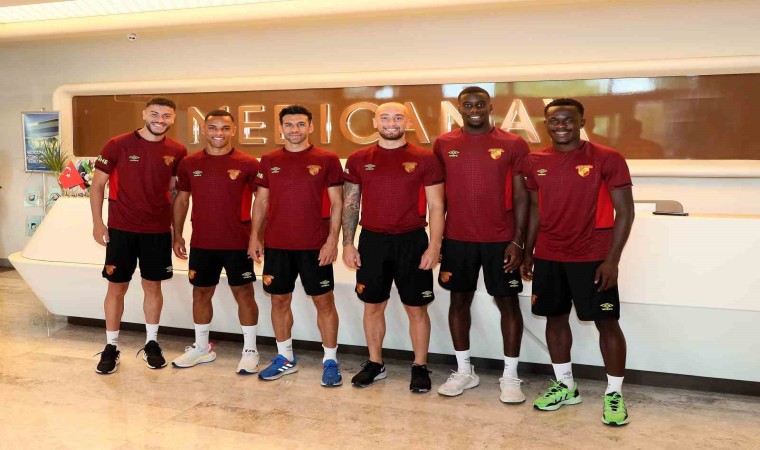 Göztepeli futbolcular, Medicanada sağlık kontrolünden geçti