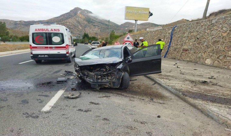 Gümüşhanede trafik kazası: 3 yaralı