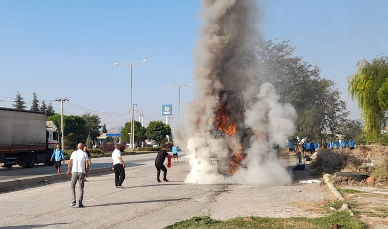 Harput FKnın takım otobüsü alev aldı, facia kıl payı atlatıldı