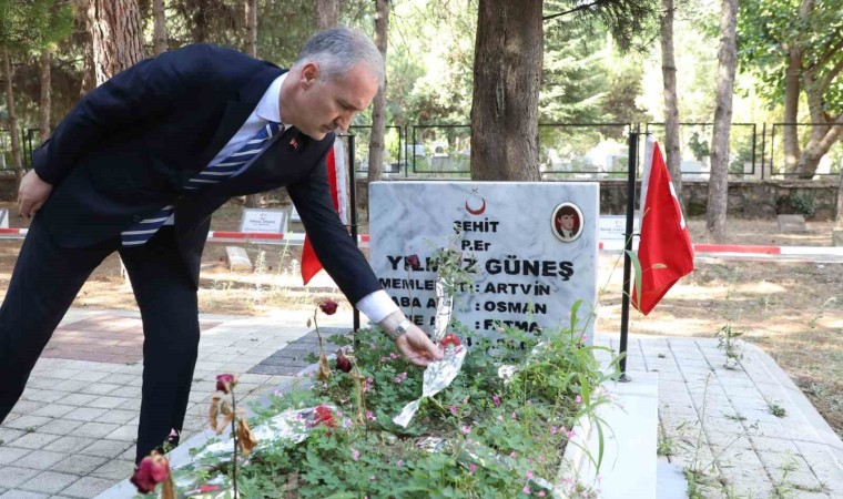 İnegölde kurtuluşunun 102. yılı kutlamaları törenle başladı