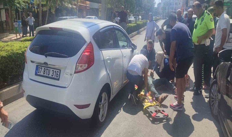 İşe geç kalmak istemedi, 10 metrede iki kaza yaptı