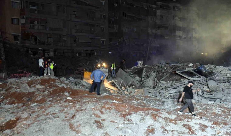 İsrail, Beyrut başta olmak üzere gece boyu Lübnanı vurdu