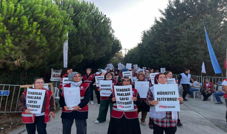 İstanbulda, Polenez Sucuk Fabrikasında işten çıkarılan işçiler eylem yaptı