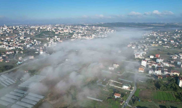 İstanbulda sis kartpostallık görüntüler oluşturdu