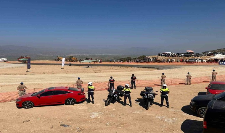 Jandarma, Yenipazardaki yarışların güvenliğini sağladı