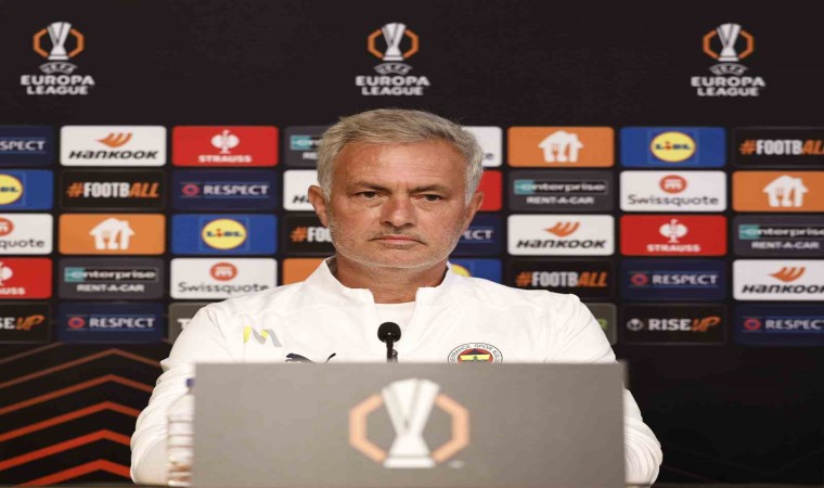 Jose Mourinho: 24 yıllık futbol kariyerimde hiçbir zaman basın toplantısından kaçmadım