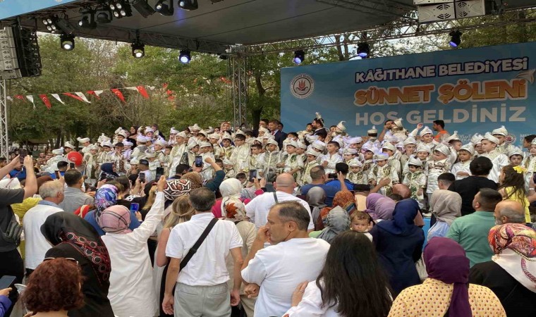 Kağıthane Belediyesinin düzenlediği sünnet şöleninde bin çocuk sünnet oldu