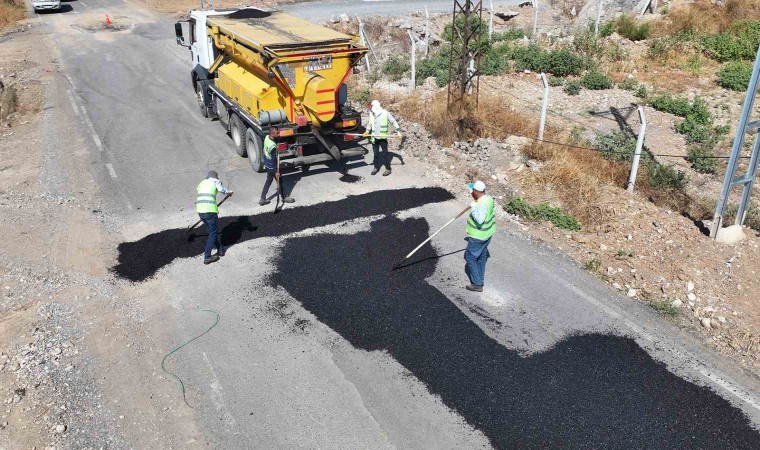 Kahramanmaraşta asfalt ve parke çalışmaları