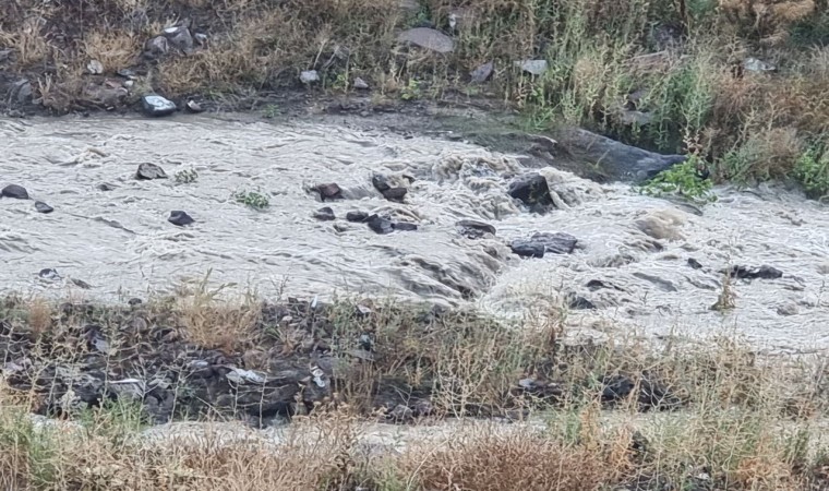 Kayseride kısa süreli yağış etkili oldu