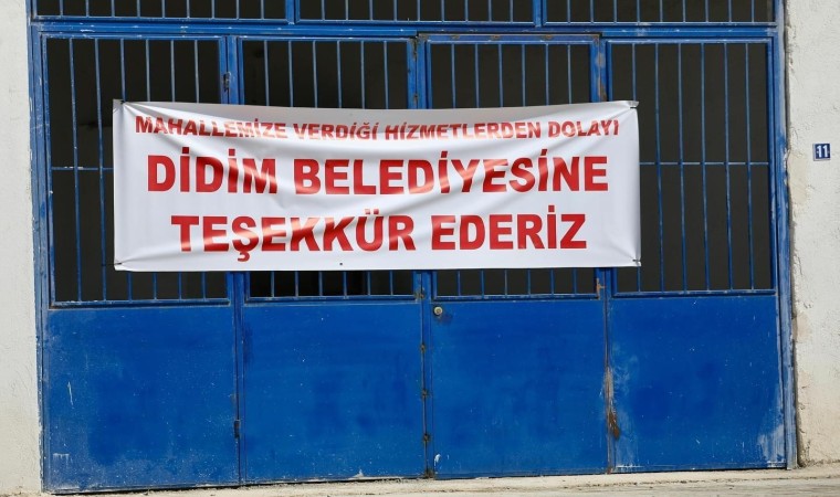 Kendine teşekkür ettiren Didim Belediye Başkanının pankartı bayağı bulundu