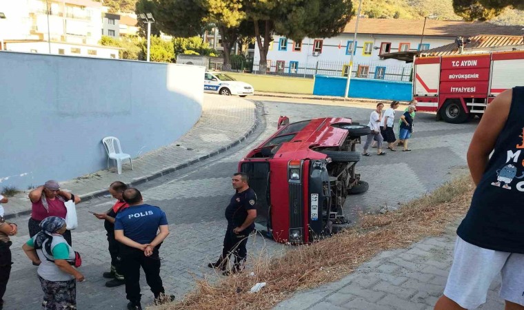 Koçarlıda kamyonet devrildi: 1 yaralı