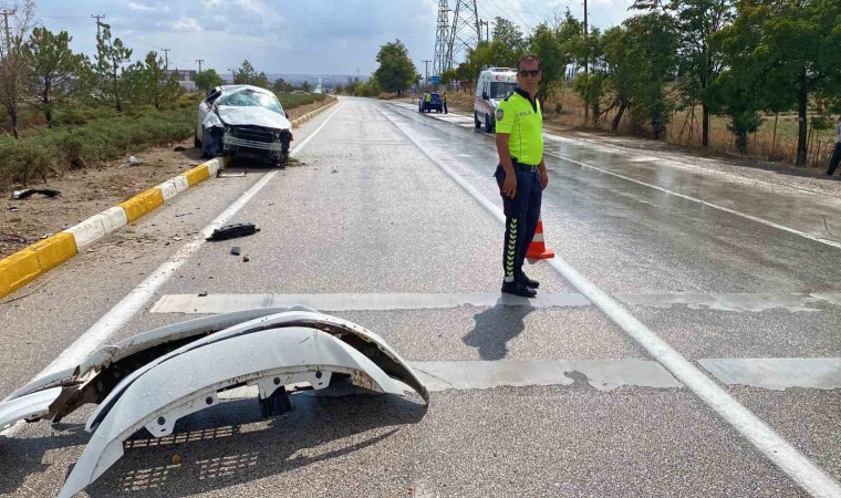 Konyada kontrolden çıkan otomobil takla attı: 3 yaralı