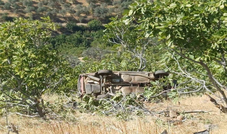 Köşkte otomobil uçuruma yuvarlandı: 1 ölü