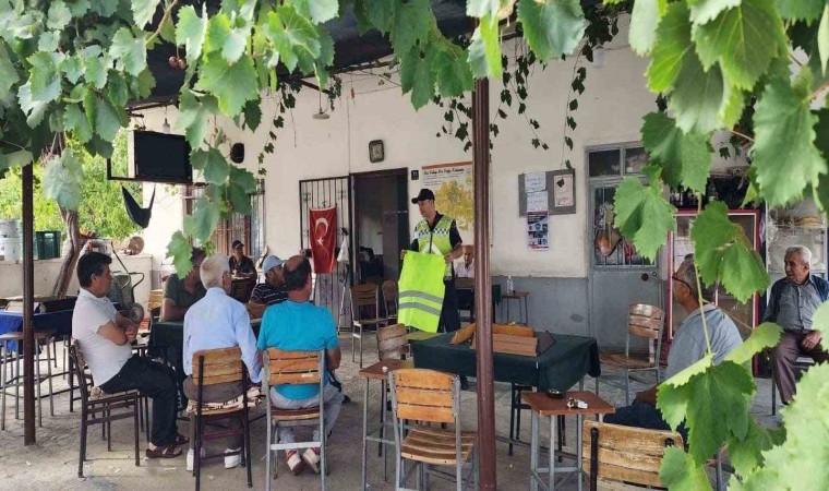 Kuyucak ve Kuşadasında motosiklet sürücüleri bilgilendirildi