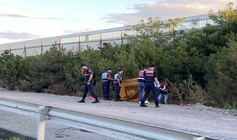 Kuzey Marmara Otoyolunda feci kaza... Takla atan araç metrelerce sürüklendi: 1 ölü, 5 yaralı