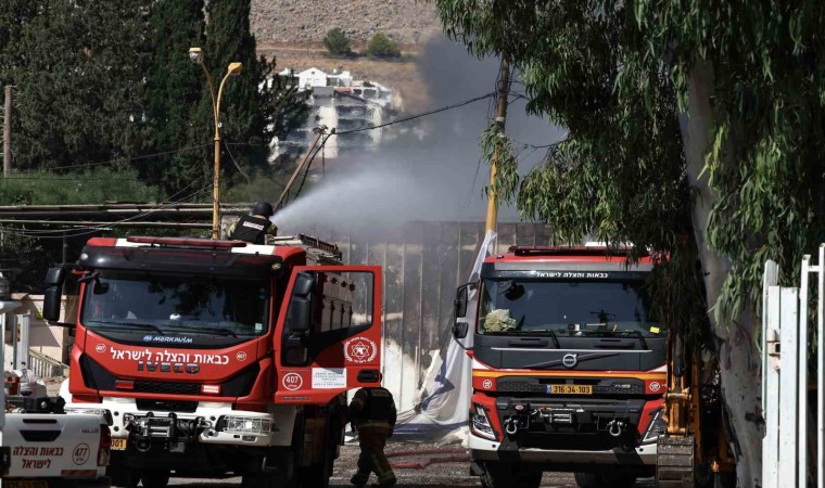 Lübnandan İsraile 65 roket ateşlendi