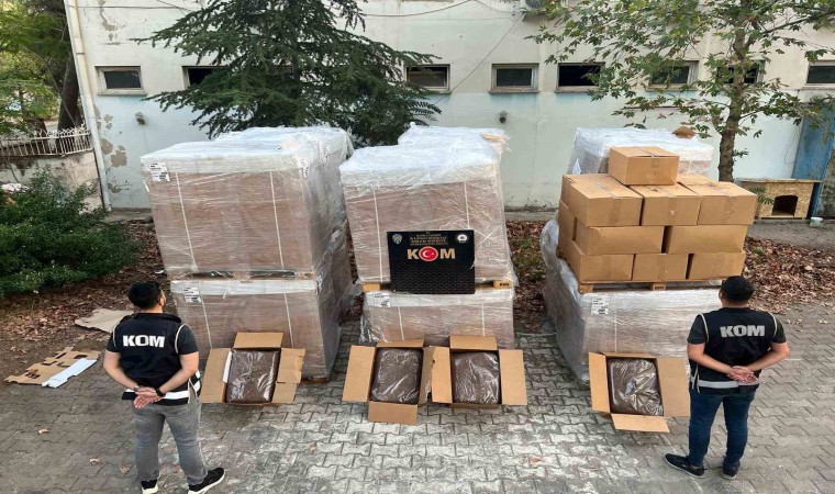 Manisada kaçakçılık operasyonu: 3 ton tütün ele geçirildi