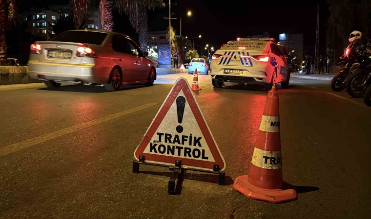 Mersinde motosiklet sürücülerine yönelik şok uygulama