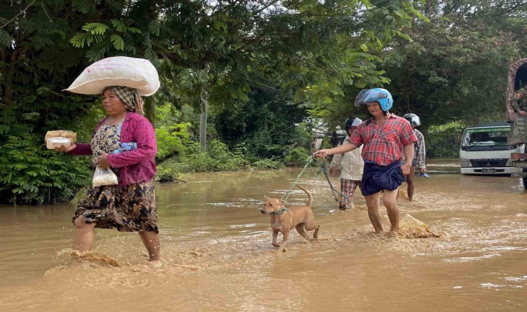 Myanmardaki sel ve toprak kaymalarında can kaybı 74e yükseldi