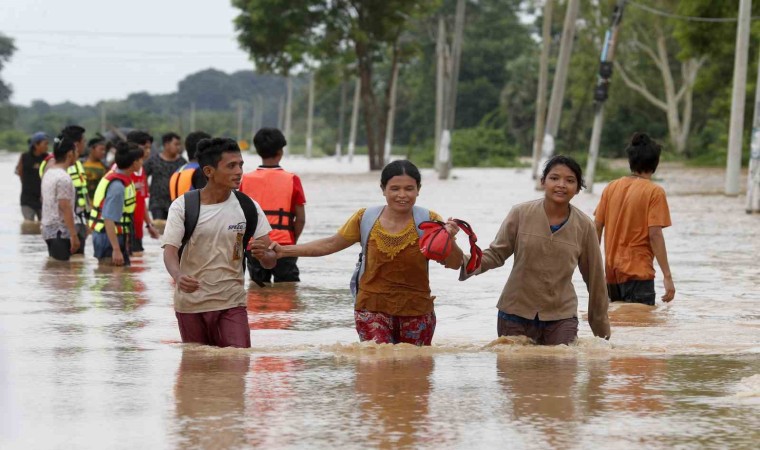 Myanmarı vuran Yagi Tayfununda can kaybı 113e yükseldi