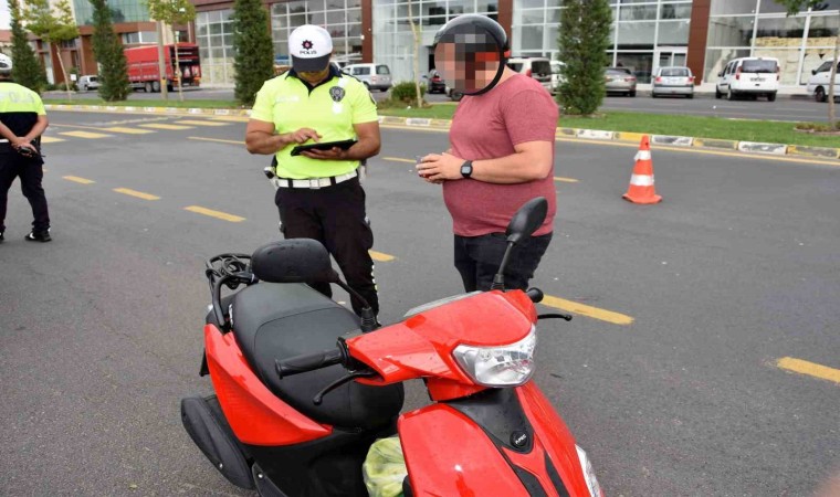 Nevşehirde motosiklet uygulaması: 98 motosiklet sürücüne ceza