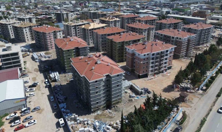 Onlarca insana mezar olan 600 konutlar, 22 metreyi bulan fore kazıklarla adeta 5 ayda yeniden inşa edildi