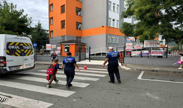 Orduda zabıta ekiplerinden öğrenciler için ‘huzur uygulaması