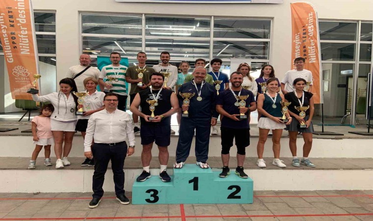 Raket Sporları Turnuvasında kazananlar belli oldu