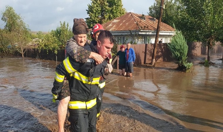 Romanyada sel: 4 ölü