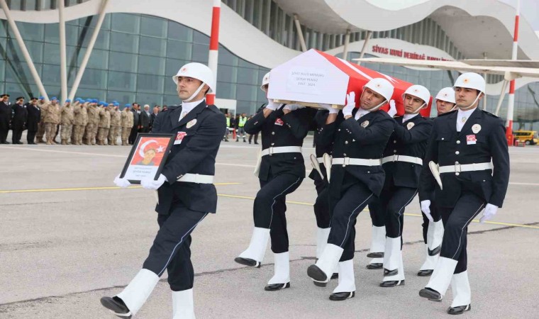 Şehit polis Şeyda Yılmazın cenazesi memleketi Sivasa getirildi