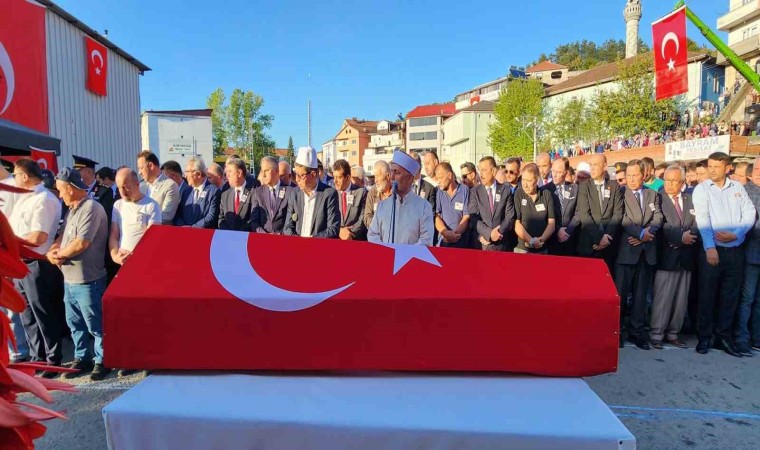 Şehit Uzman Çavuş Ömer Eroğlu son yolculuğuna uğurlandı