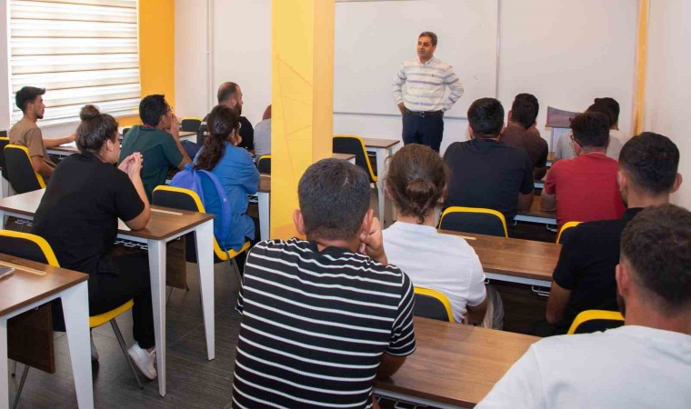 SELÇUKSEMde yoğun eğitim programları başladı