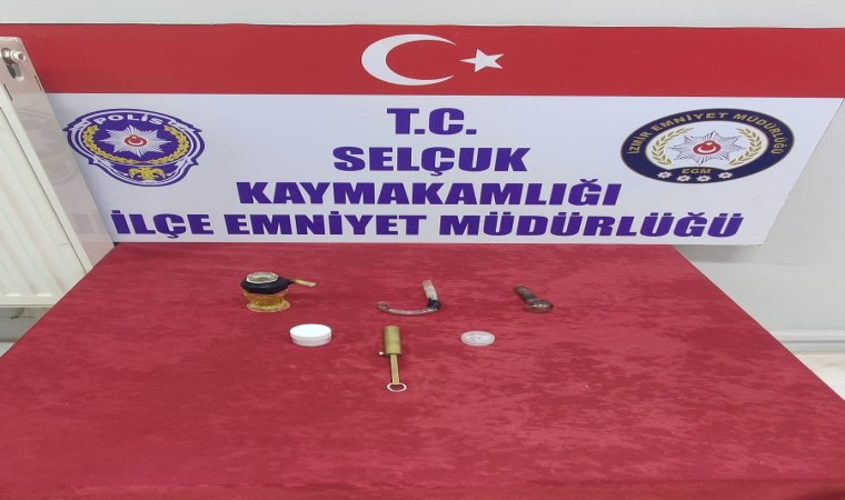 Selçukta zehir tacirlerine operasyon: 4 kişi yakalandı