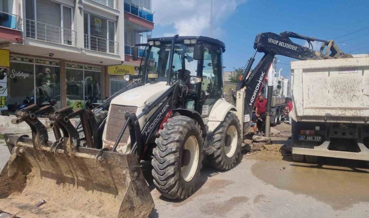 Sinopun ana içme suyu borusu patladı