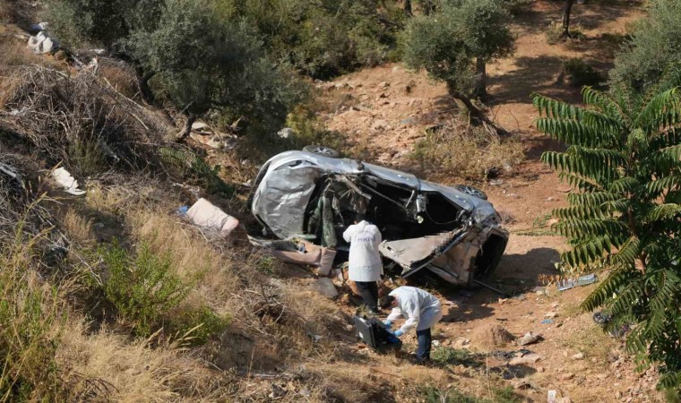 Takla atan araçtaki sürücü, kendisini kurtarmak isteyenlerden helallik istedikten sonra hayatını kaybetti