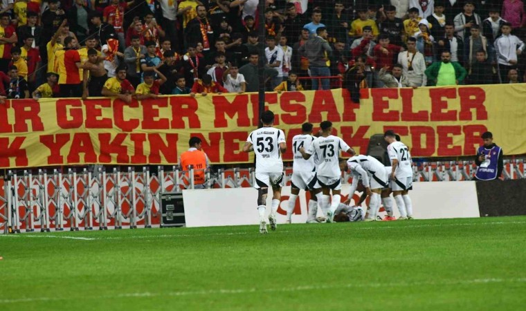 Trendyol Süper Lig: Kayserispor: 0 - Beşiktaş: 3 (Maç sonucu)