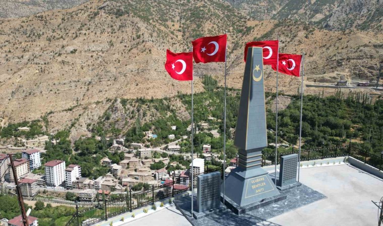 Uludereli 154 şehidin ismi anıt üzerinde yaşatılıyor