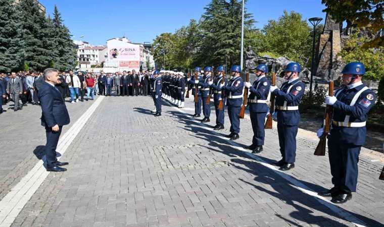 Vali Ergün, Uşaka veda etti