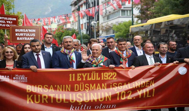 Yeşil Bursa, al sancağına kavuştu