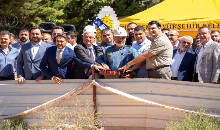 Yılmaz, Pazarcıklılar Derneğinin temel atma törenine katıldı