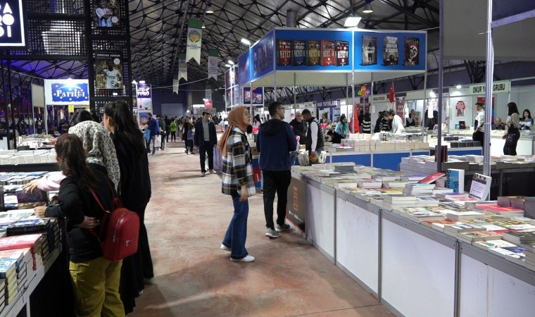 10. Malatya Anadolu Kitap ve Kültür Fuarına yoğun ilgi