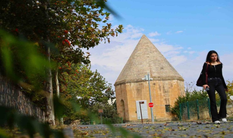 4 büyük deprem gören 5 bin yıllık tarihi mahalle dimdik ayakta