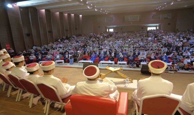 Adıyamanda 124 hafız icazetlerini aldı