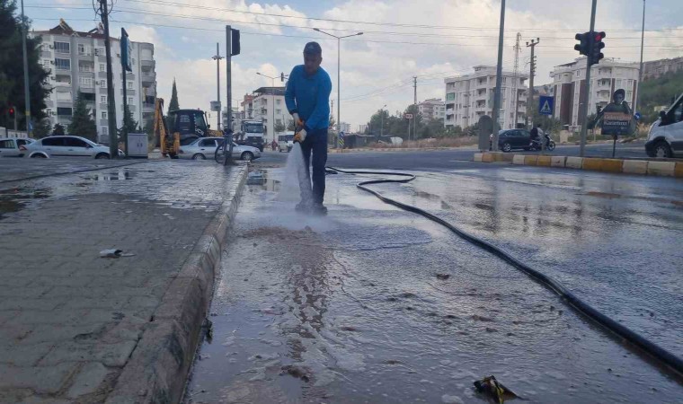 Adıyamandaki cadde ve sokaklarda temizlik seferberliği