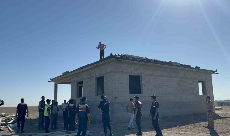 Aksarayda kaçak yapılaşmada olaylı yıkım