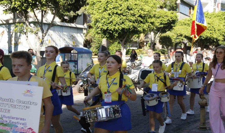 Alanyada dans ve müzik dolu festival