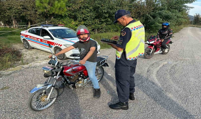 Alaplıda motosiklet denetimleri aralıksız sürüyor