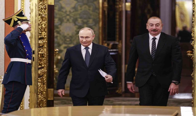 Aliyev, Putin ile görüştü