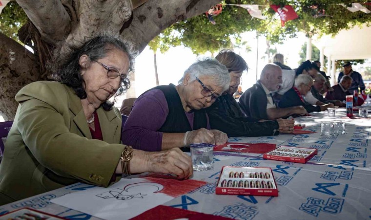 Alzheimer hastaları Cumhuriyet Bayramını kutladı