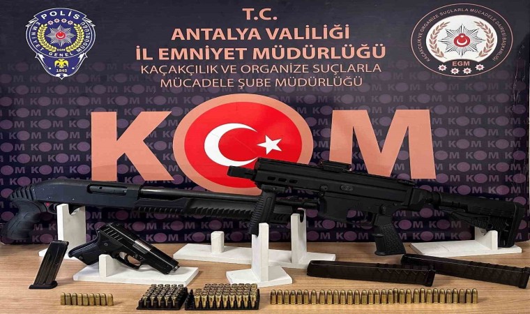 Antalyada kaçak silah operasyonu: 1 kişi tutuklandı